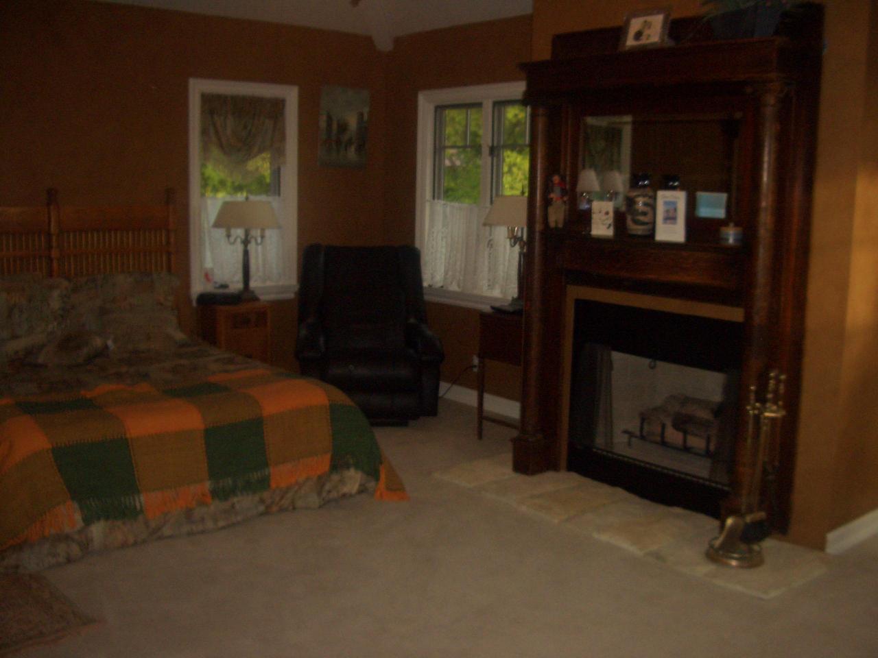 793 North Ontare Road Santa Barbara, CA 93105 - Photo 4 of 6 Master Bedroom