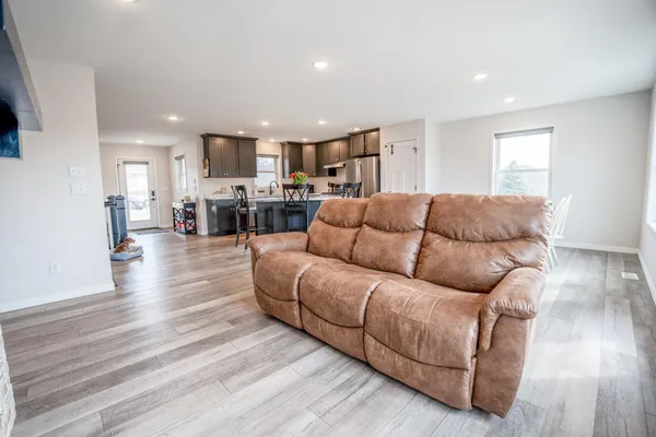 $525,000 | 101 Meadow Lane, New London, MN 56273