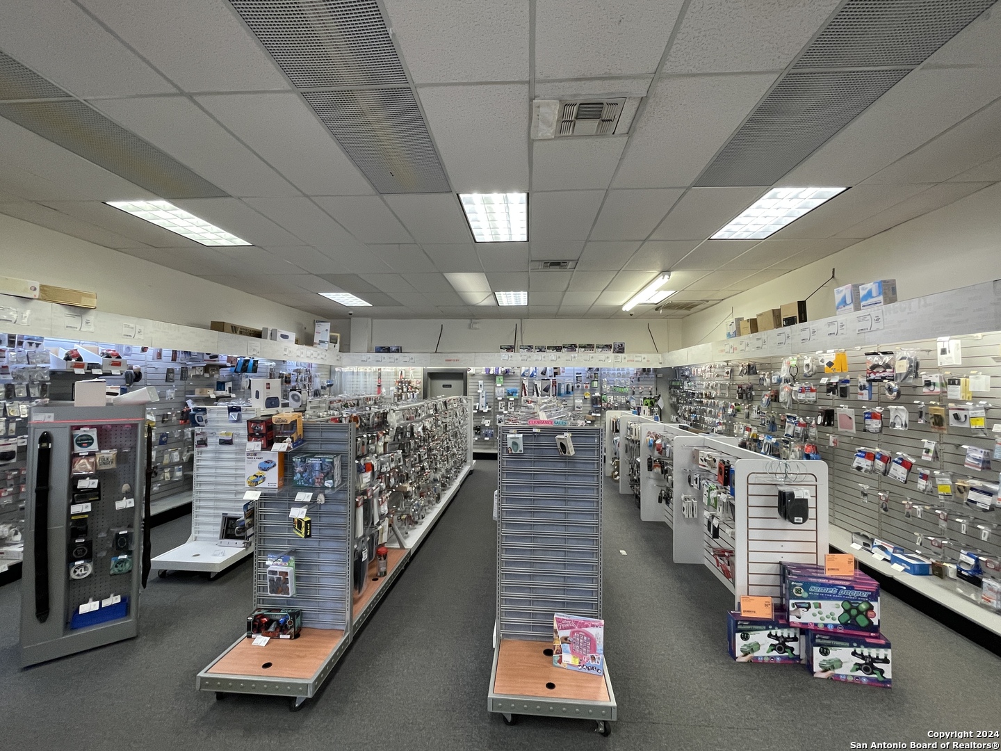 1110 18th Street Hondo, TX 78861 - Photo 5 of 23