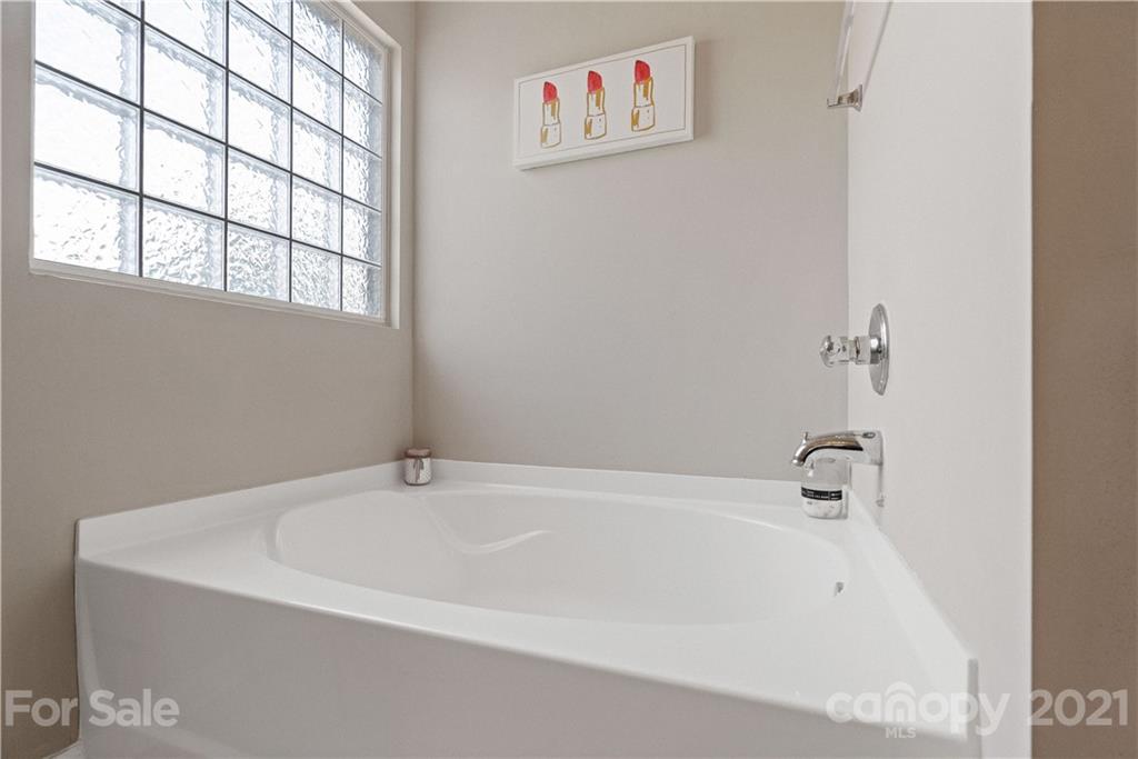 1620 Flagsworth Road Clover, SC 29710 - Photo 21 of 26 Gallery Image 21