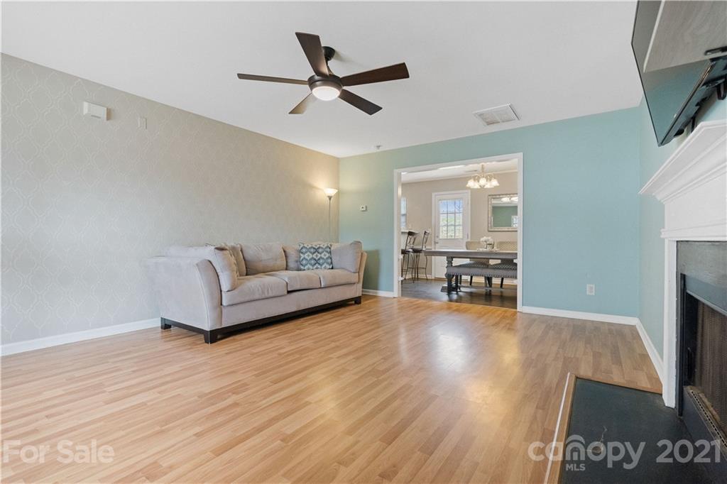 1620 Flagsworth Road Clover, SC 29710 - Photo 5 of 26 Gallery Image 5