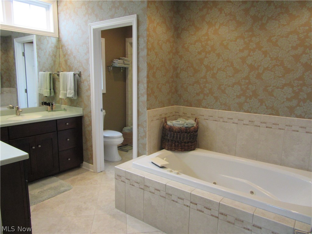 249 Burwick Road Cleveland, OH 44143 - Photo 16 of 29 Gallery Image 16