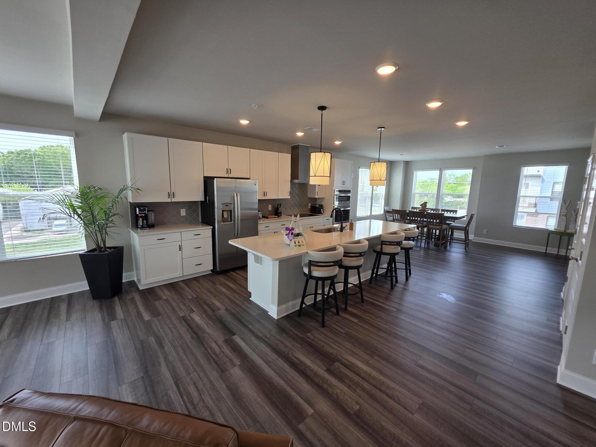 1250 Coach Sta Alley, Unit 201 Raleigh, NC 27601 - Photo 5 of 26 44818