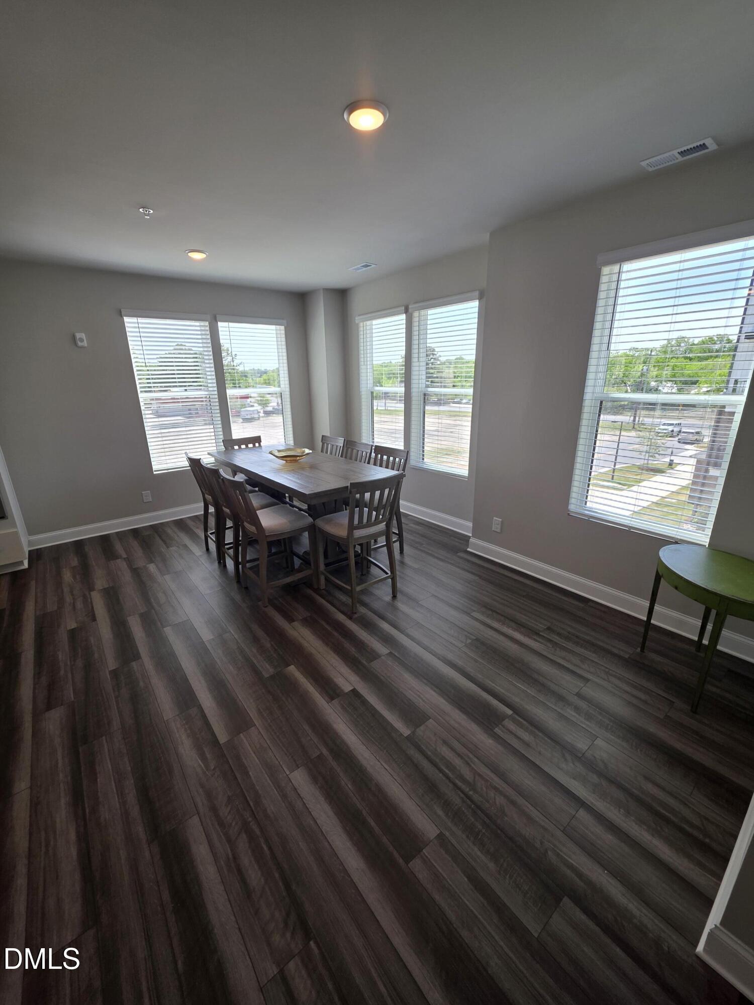 1250 Coach Sta Alley, Unit 201 Raleigh, NC 27601 - Photo 10 of 26 44940
