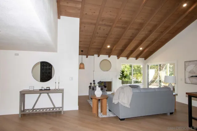 $1,325,000 | 17848 Caminito Balata, San Diego, CA 92128