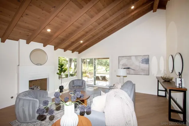 $1,325,000 | 17848 Caminito Balata, San Diego, CA 92128