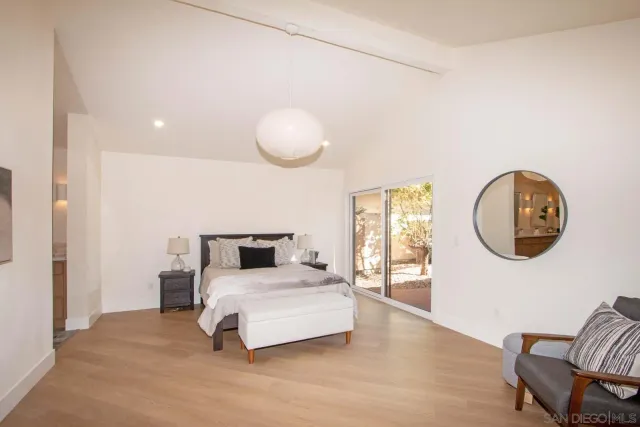 $1,325,000 | 17848 Caminito Balata, San Diego, CA 92128