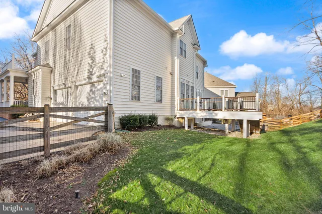 $1,420,000 | 19126 Stream Crossing Court, Leesburg, VA 20176