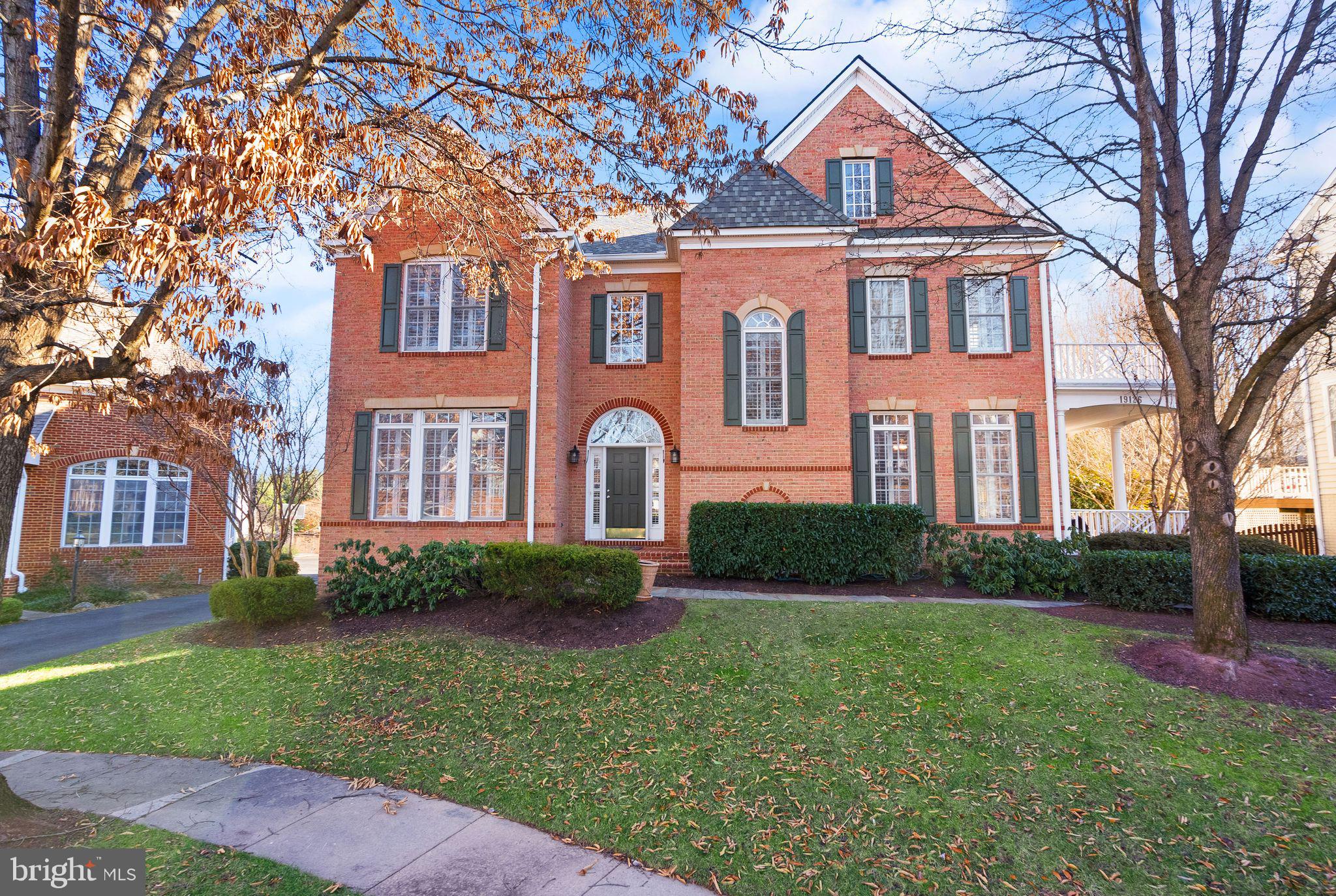 19126 Stream Crossing Court Leesburg, VA 20176 - Photo 3 of 138