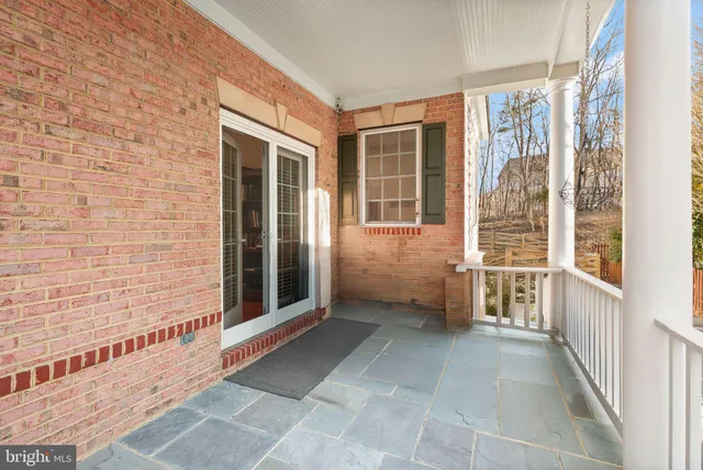 $1,420,000 | 19126 Stream Crossing Court, Leesburg, VA 20176