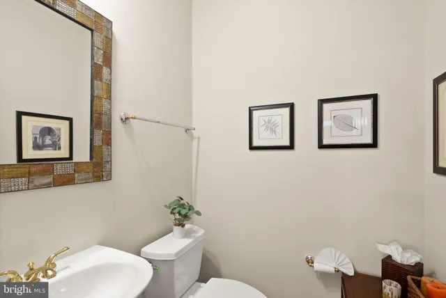 $1,420,000 | 19126 Stream Crossing Court, Leesburg, VA 20176