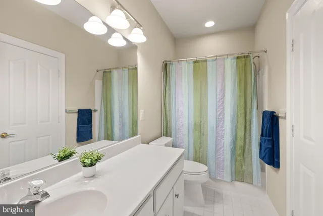 $1,420,000 | 19126 Stream Crossing Court, Leesburg, VA 20176