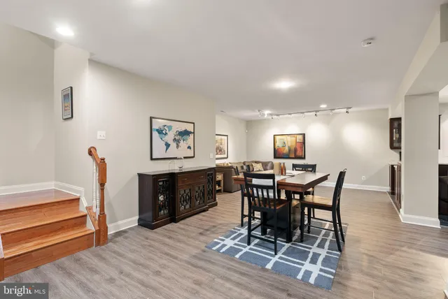 $1,420,000 | 19126 Stream Crossing Court, Leesburg, VA 20176