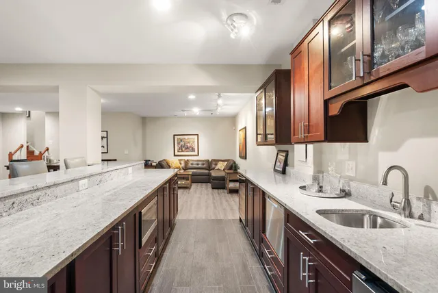 $1,420,000 | 19126 Stream Crossing Court, Leesburg, VA 20176