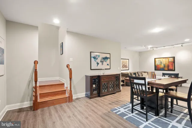 $1,420,000 | 19126 Stream Crossing Court, Leesburg, VA 20176