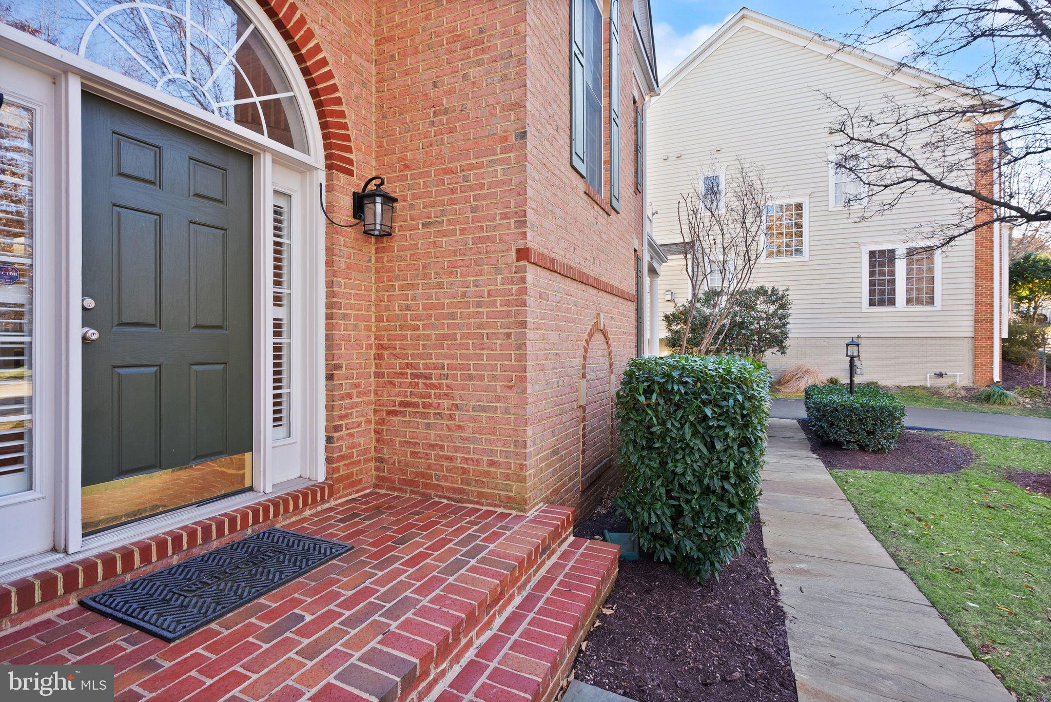 19126 Stream Crossing Court Leesburg, VA 20176 - Photo 9 of 138