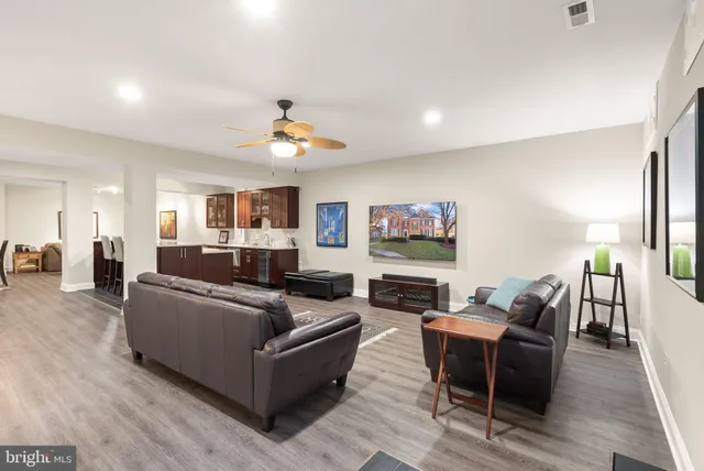 $1,420,000 | 19126 Stream Crossing Court, Leesburg, VA 20176