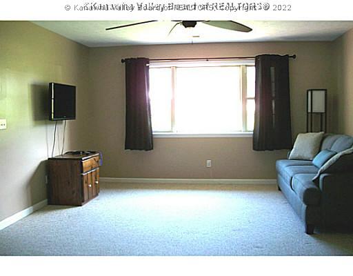 51 Oakvale Road Hurricane, WV 25526 - Photo 2 of 14 Living Room.