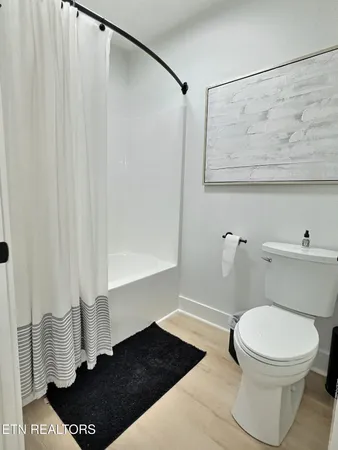 $1,199,000 | 117 North Deer Hill Village Lane, La Follette, TN 37766