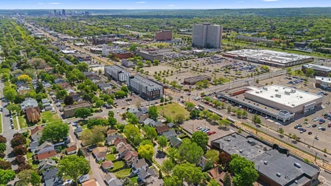 $1,150,000 | 1347 University Avenue West, St. Paul, MN 55104