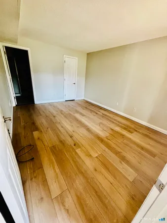 $2,400 | 46 Little Oak Lane, Unit 46, Rocky Hill, CT 06067