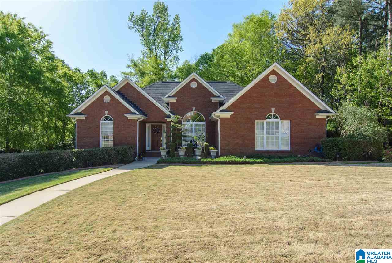 125 Hackberry Circle Chelsea, AL 35043 - Photo 2 of 50