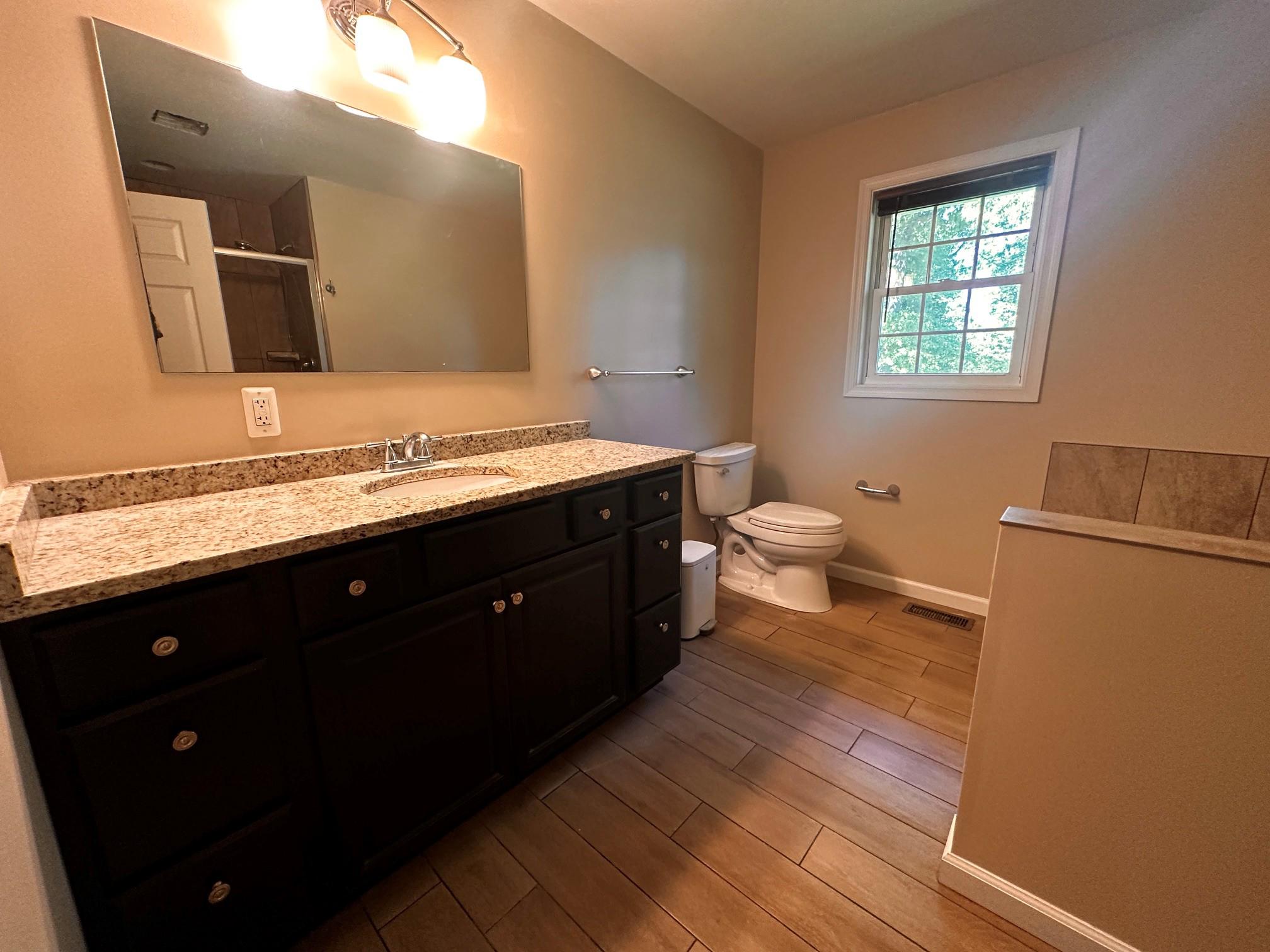 2224 Dennings Road New Windsor, MD 21776 - Photo 8 of 19 Full bath
