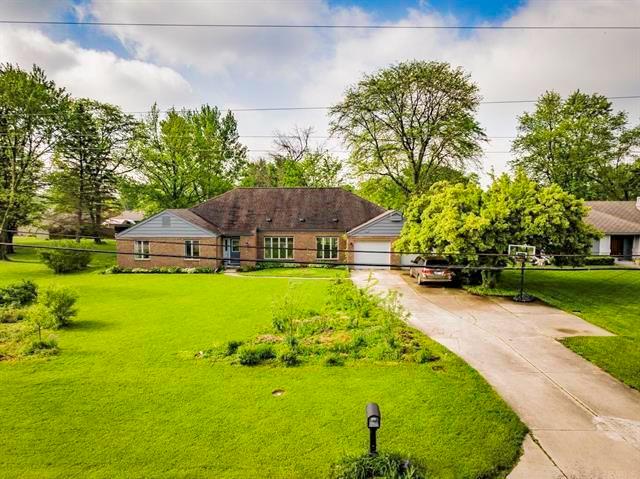 4301 West Petty Road Muncie, IN 47304 - Photo 1 of 28 Gallery Image 1