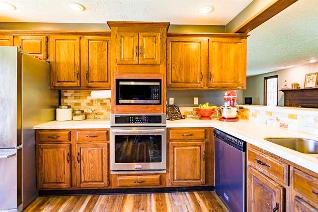 4301 West Petty Road Muncie, IN 47304 - Photo 11 of 28 Gallery Image 11