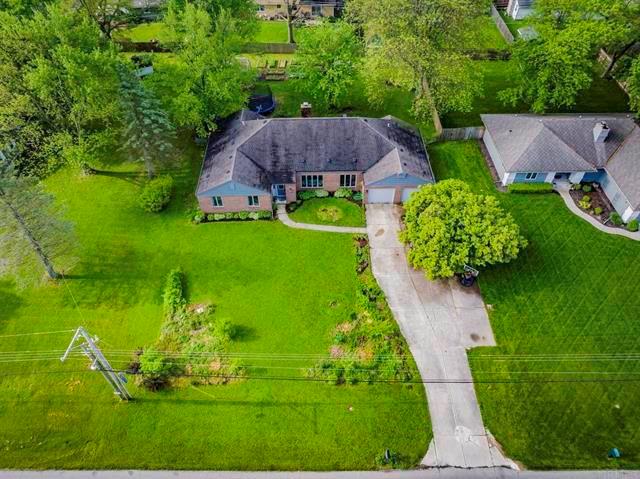4301 West Petty Road Muncie, IN 47304 - Photo 4 of 28 Gallery Image 4