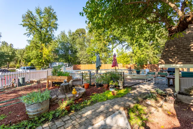 $399,900 | 6024 Hornbeck Lane, Anderson, CA 96007