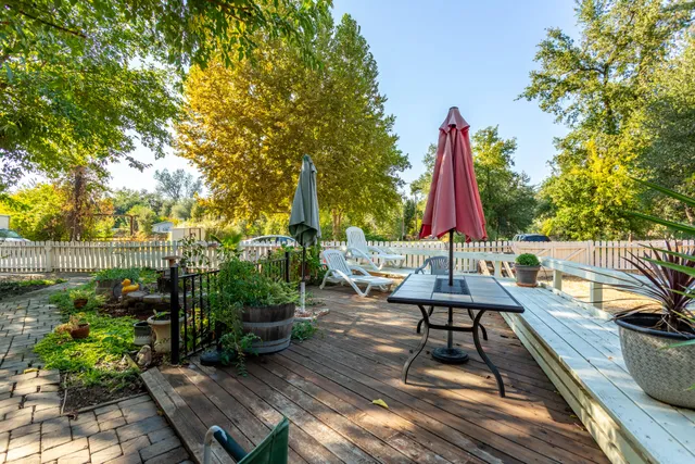 $399,900 | 6024 Hornbeck Lane, Anderson, CA 96007