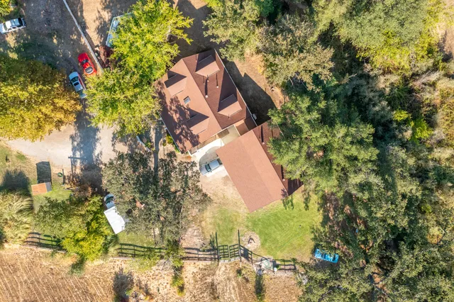 $399,900 | 6024 Hornbeck Lane, Anderson, CA 96007