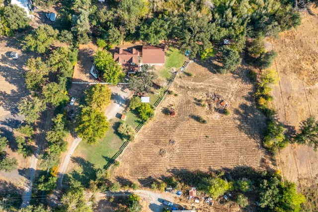 $399,900 | 6024 Hornbeck Lane, Anderson, CA 96007