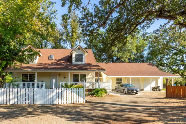 $399,900 | 6024 Hornbeck Lane, Anderson, CA 96007