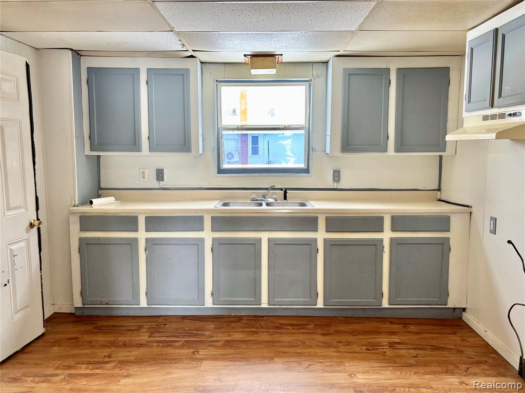 421 Lytle Avenue Harbor Beach, MI 48441 - Photo 7 of 27