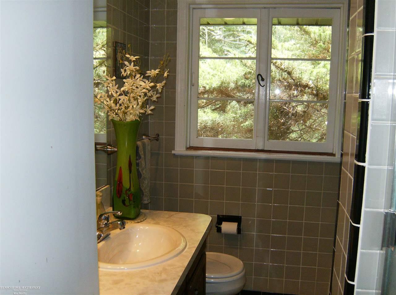 4901 Lakeshore Road Lexington, MI 48450 - Photo 12 of 18