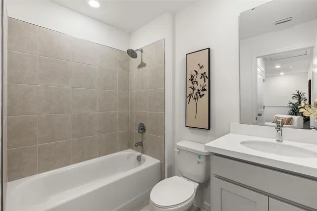 $354,990 | 710 Blissful Gdns Way, Apopka, FL 32703