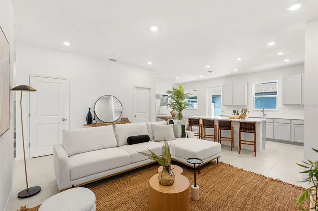 $354,990 | 710 Blissful Gdns Way, Apopka, FL 32703