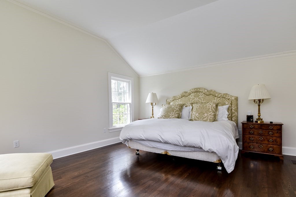 56 Monadnock Road Wellesley, MA 02481 - Photo 20 of 29 Gallery Image 20