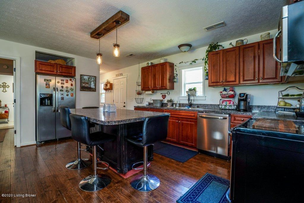 315 White Run Road Shepherdsville, KY 40165 - Photo 7 of 34 Kitchen