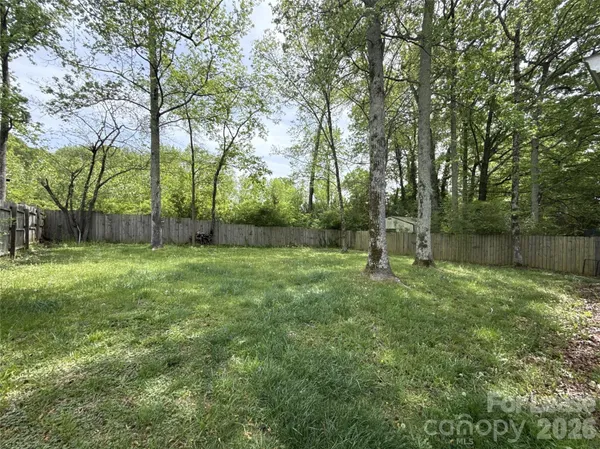 $1,750 | 5919 Hunters Crossing Lane, Charlotte, NC 28215