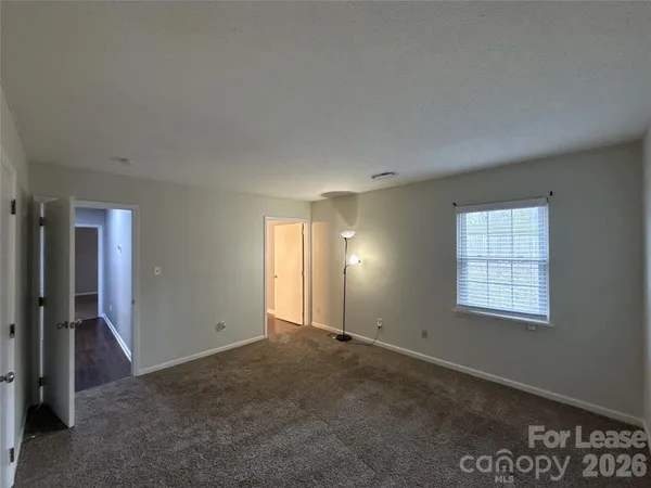 $1,750 | 5919 Hunters Crossing Lane, Charlotte, NC 28215
