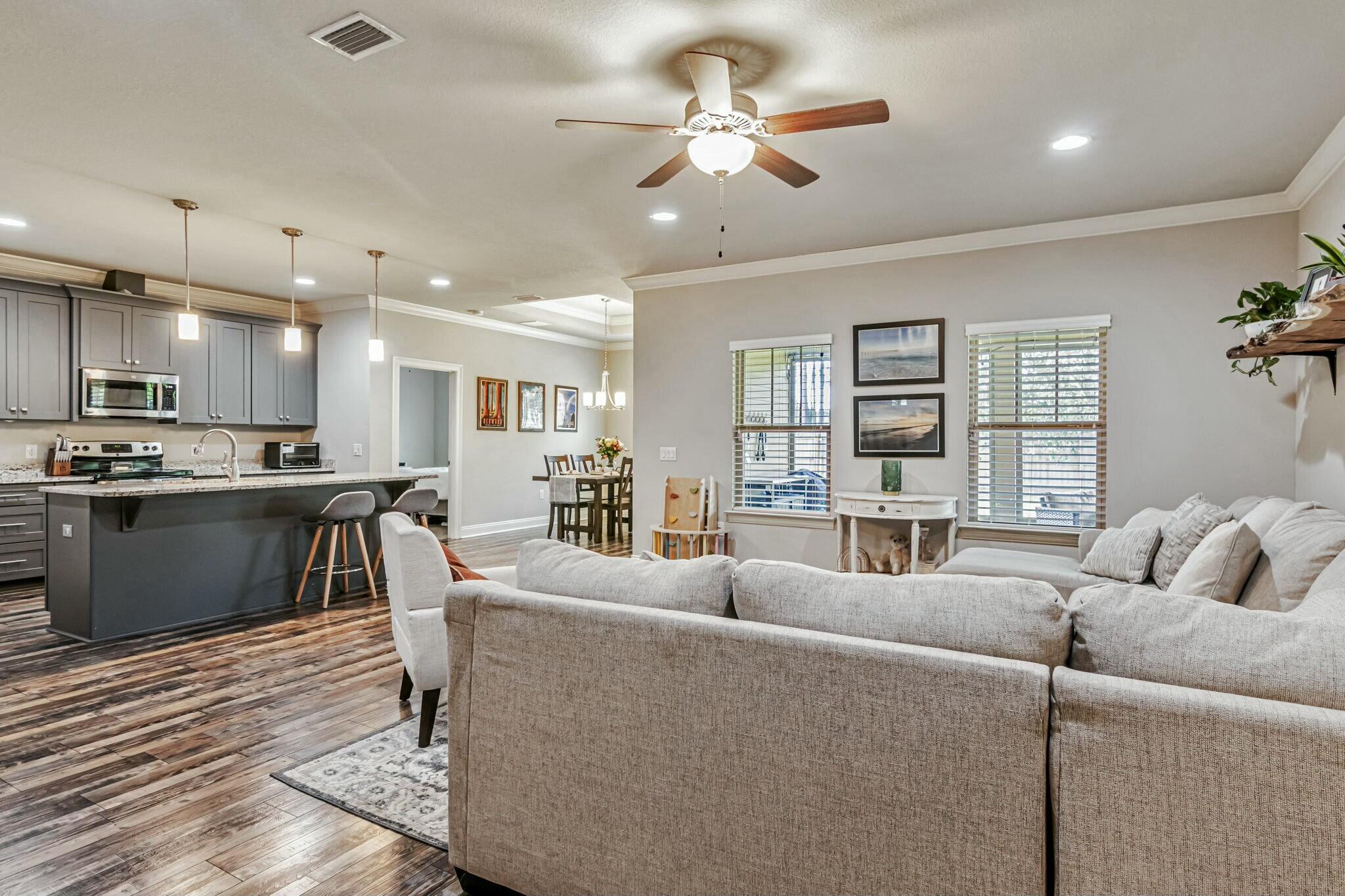 9121 Ridge Road Navarre, FL 32566 - Photo 5 of 26 tempImageejV4uw