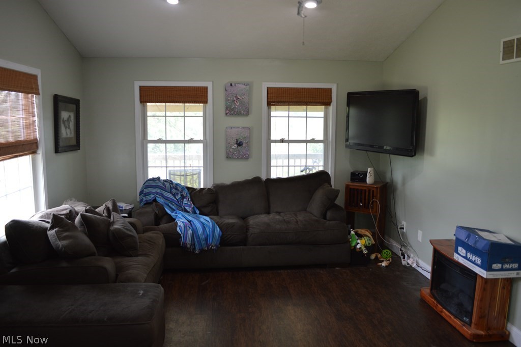 679 A Gates Ridge Road Rockport, WV 26169 - Photo 10 of 24