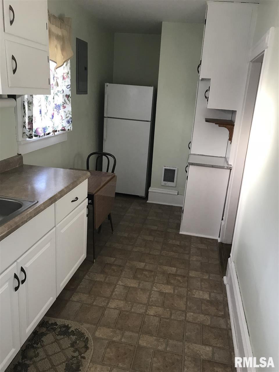322 South 3rd Street Clinton, IA 52732 - Photo 20 of 23 Gallery Image 20