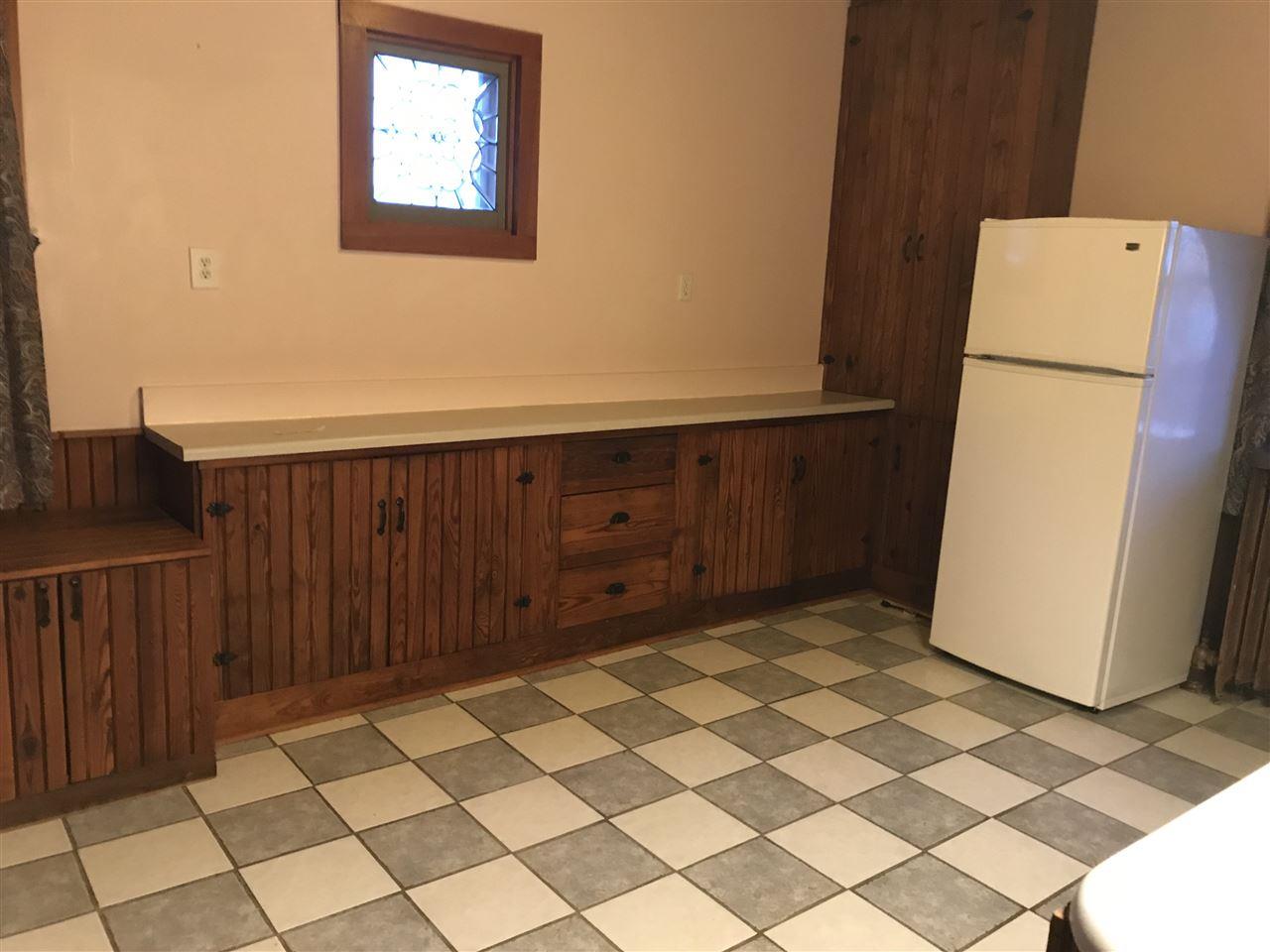 322 South 3rd Street Clinton, IA 52732 - Photo 8 of 23 Gallery Image 8