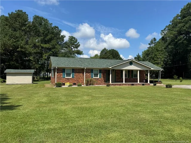 $279,000 | 1426 Red Springs Road, Raeford, NC 28376