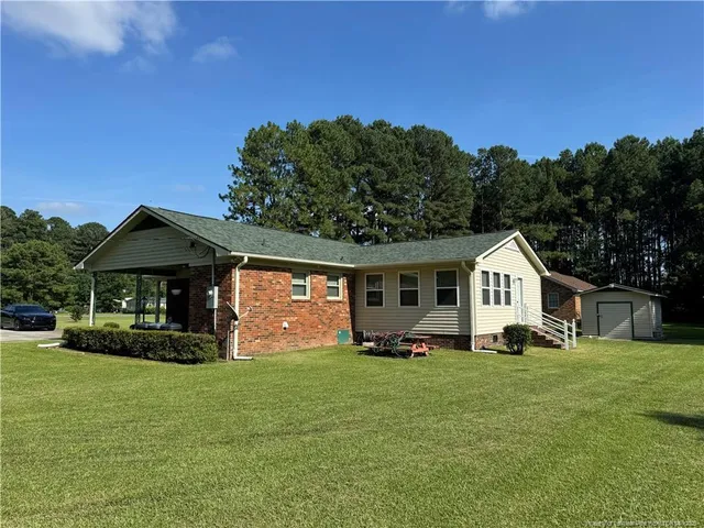 $279,000 | 1426 Red Springs Road, Raeford, NC 28376