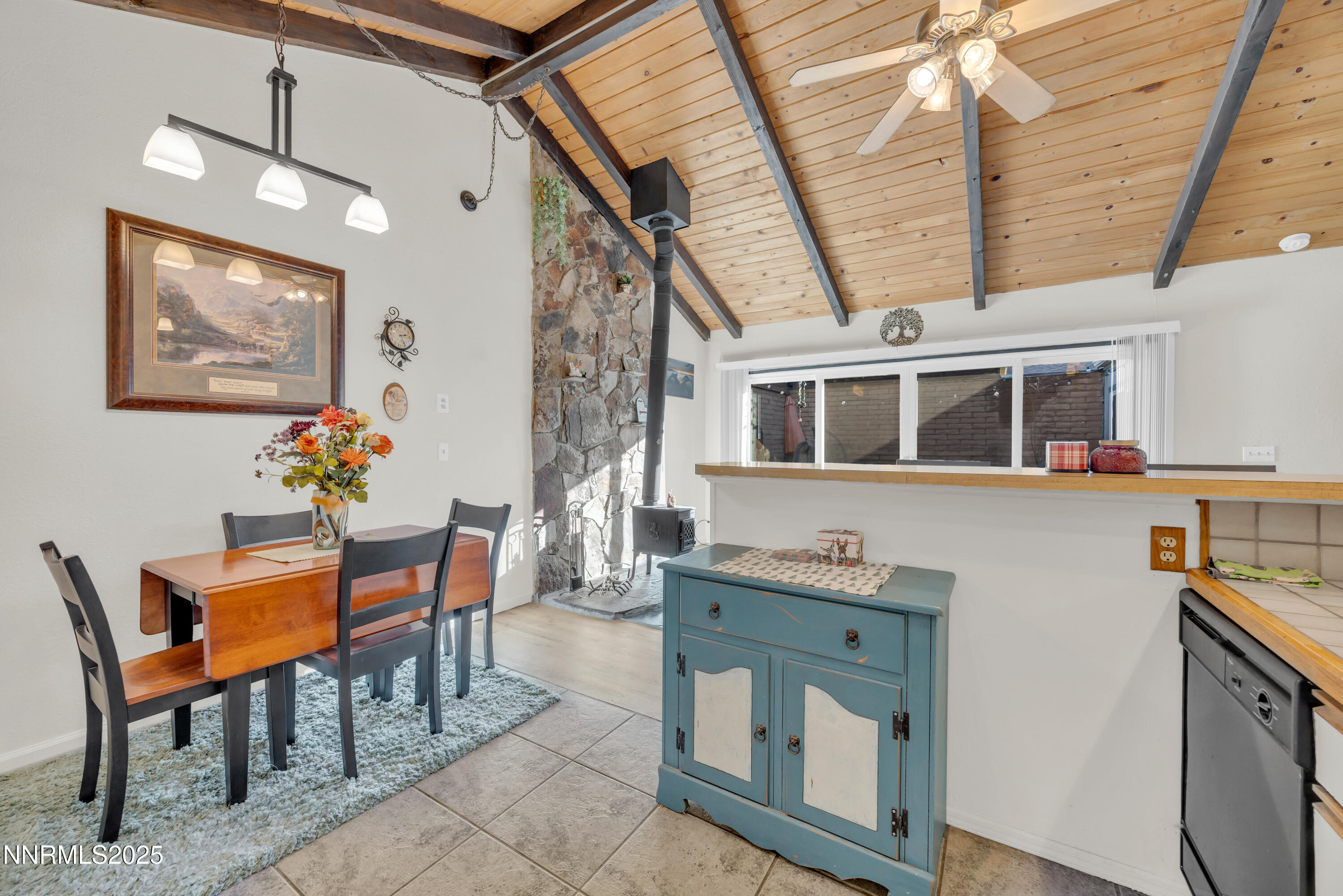 39 Granite Way Carson City, NV 89706 - Photo 13 of 27 IMG_4823